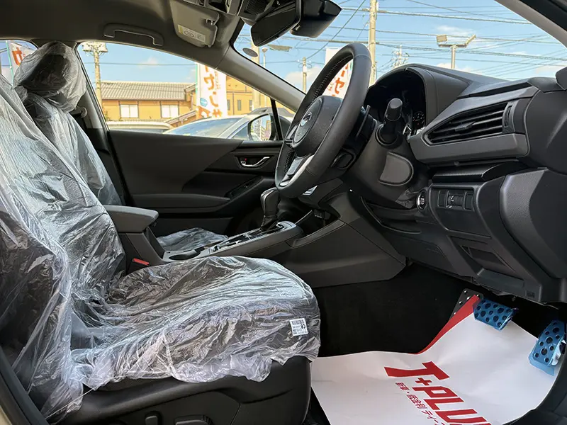 クロストレック Limited 在庫車