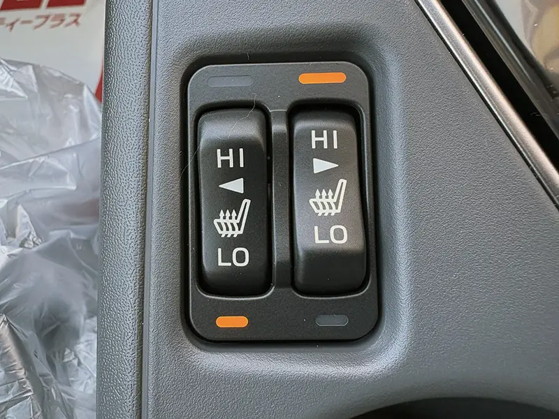クロストレック Limited 在庫車