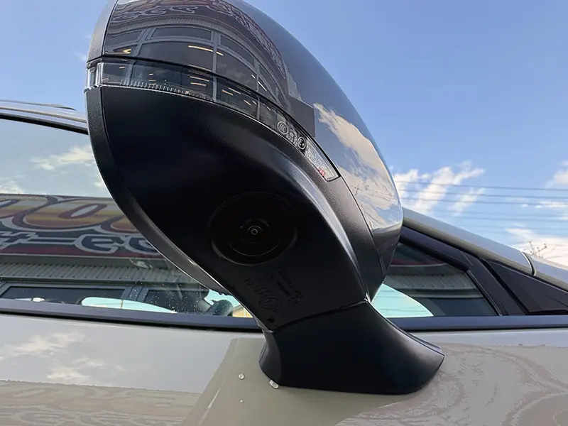 クロストレック Limited 在庫車