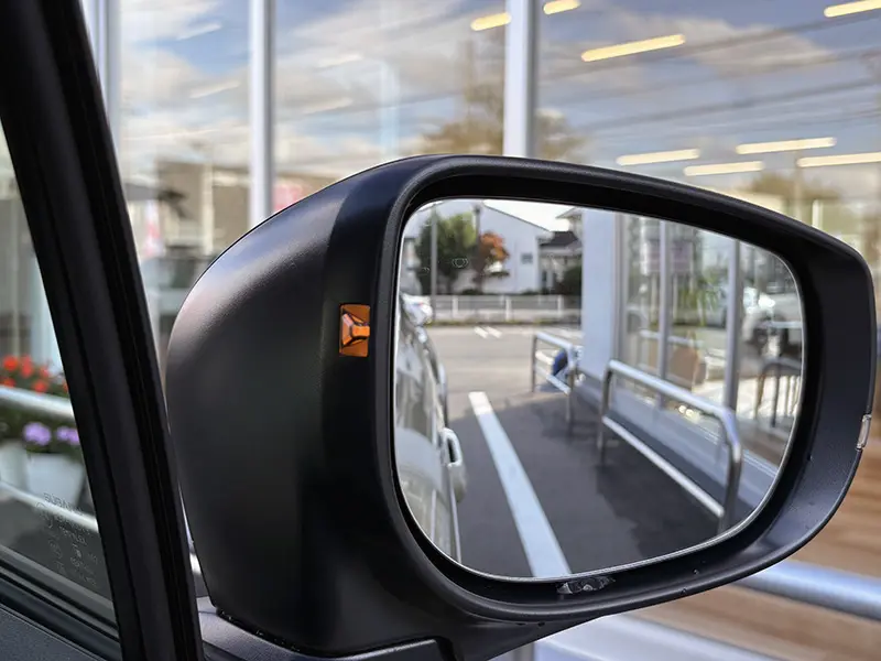 クロストレック Limited 在庫車