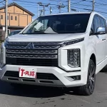 デリカD:5 P 8人乗り(ﾅﾋﾞ･後席用ﾓﾆﾀｰ取付pkg) 在庫車