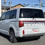 デリカD:5 P 8人乗り(ﾅﾋﾞ･後席用ﾓﾆﾀｰ取付pkg) 在庫車