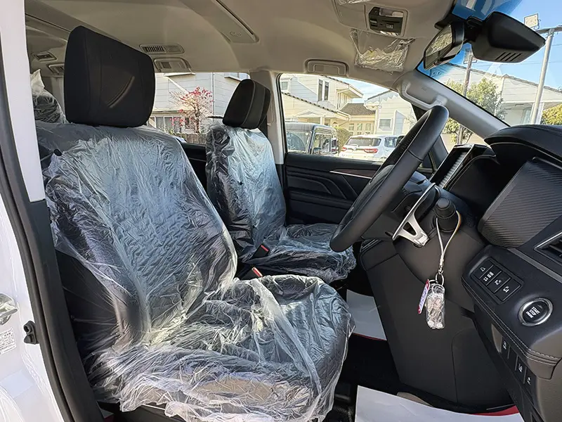 デリカD:5 P 8人乗り(ﾅﾋﾞ･後席用ﾓﾆﾀｰ取付pkg) 在庫車