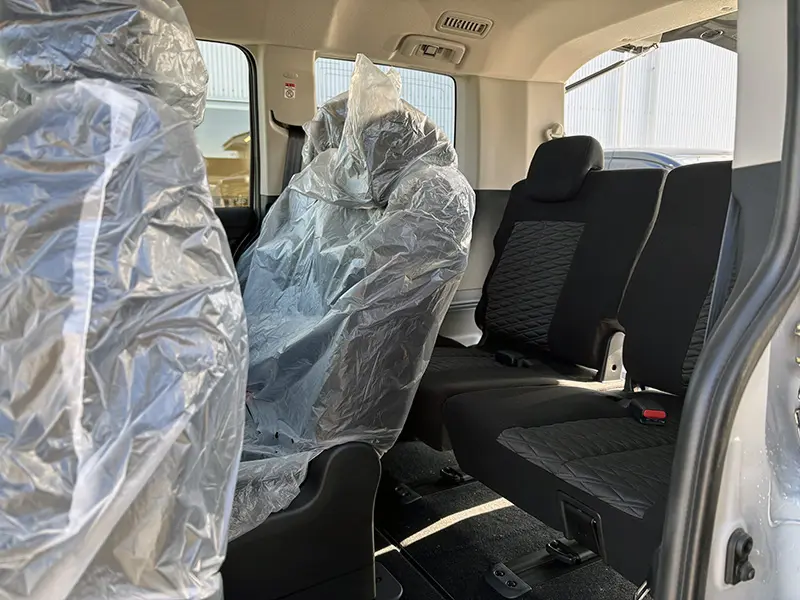 デリカD:5 P 8人乗り(ﾅﾋﾞ･後席用ﾓﾆﾀｰ取付pkg) 在庫車