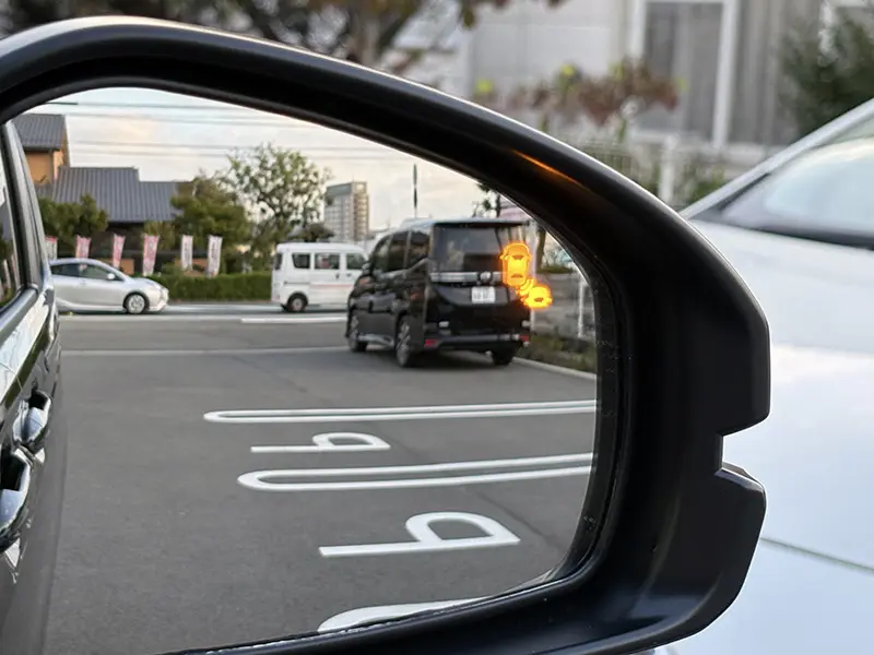 フリード e:HEV AIR EX 6人乗り 在庫車