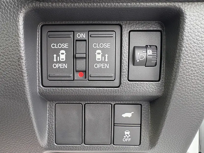 ステップワゴン e:HEV AIR EX 7人乗 在庫車