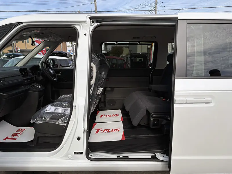 ステップワゴン e:HEV AIR EX 7人乗 在庫車