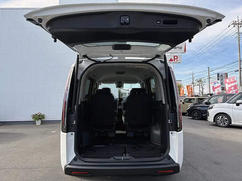 ステップワゴン e:HEV AIR EX 7人乗 在庫車