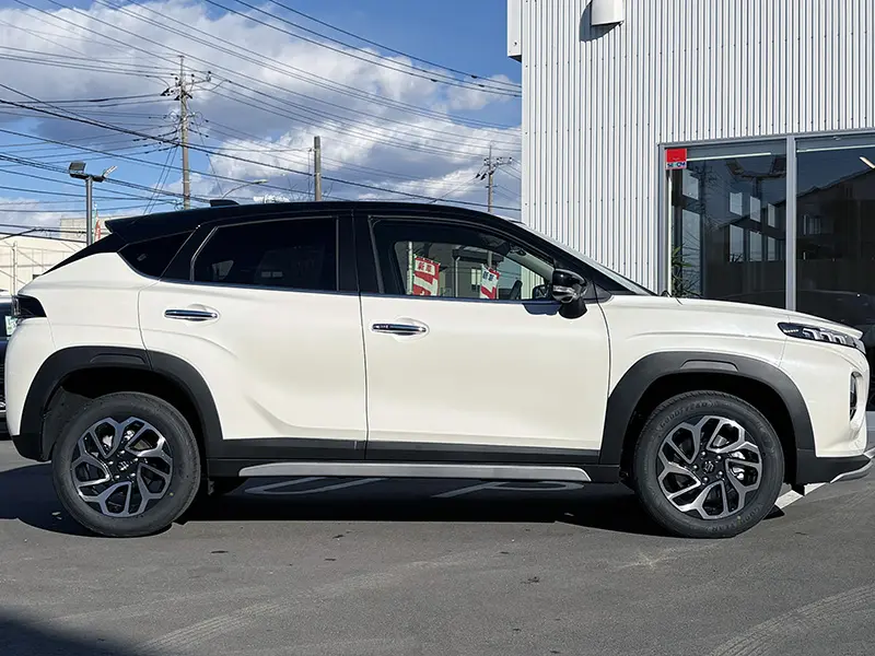 フロンクス ベースグレード2WD 在庫車