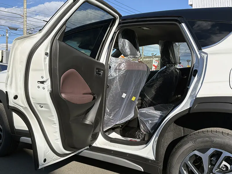 フロンクス ベースグレード2WD 在庫車