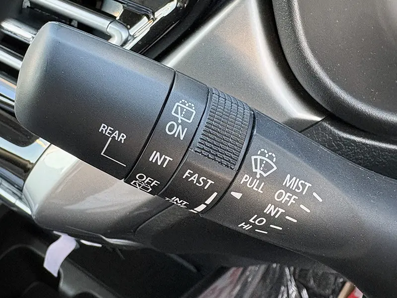フロンクス ベースグレード2WD 在庫車
