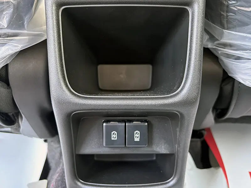 フロンクス ベースグレード2WD 在庫車