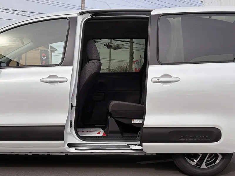シエンタ HYBRID Z 在庫車