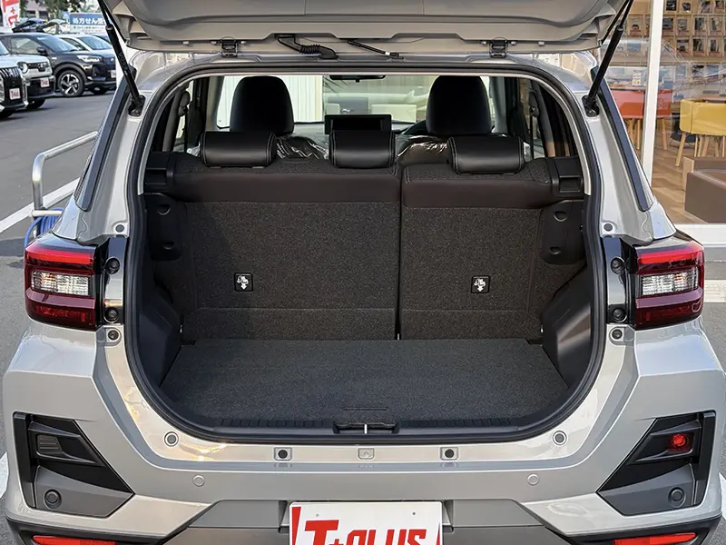 ロッキー Premium G HEV 在庫車