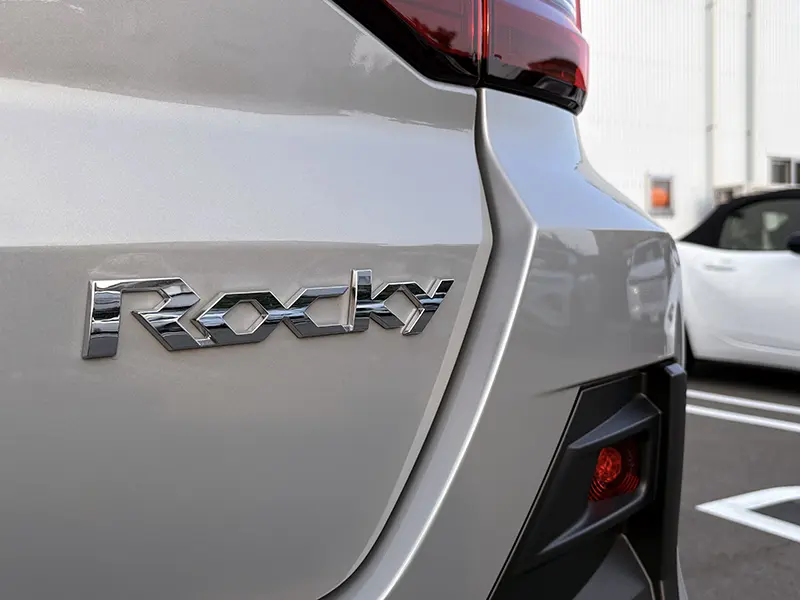 ロッキー Premium G HEV 在庫車