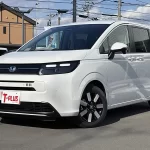 フリード e:HEV AIR EX 6人乗り 在庫車
