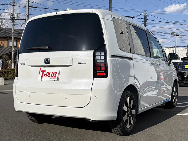 フリード e:HEV AIR EX 6人乗り 在庫車