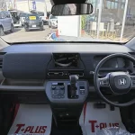 フリード e:HEV AIR EX 6人乗り 在庫車