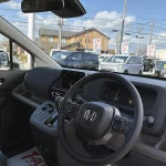 フリード e:HEV AIR EX 6人乗り 在庫車