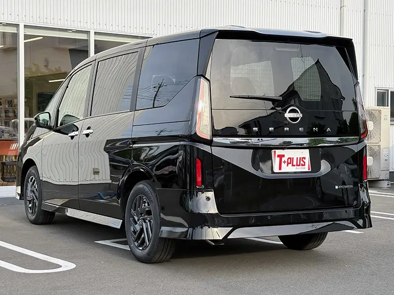 セレナ e-POWER ハイウェイスターV 在庫車