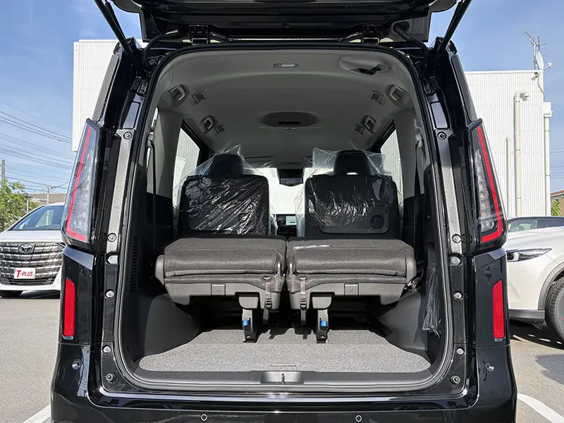 セレナ e-POWER ハイウェイスターV 在庫車