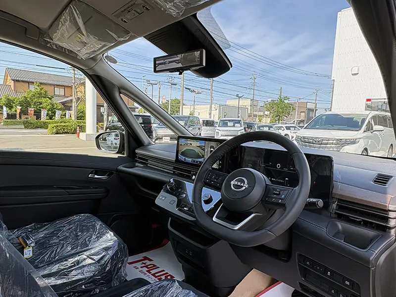 セレナ e-POWER ハイウェイスターV 在庫車