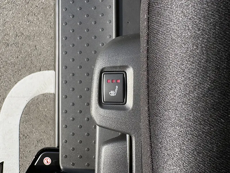 セレナ e-POWER ハイウェイスターV 在庫車