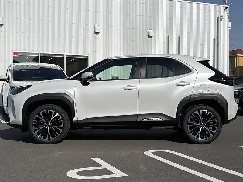 ヤリスクロス HYBRID Z 在庫車