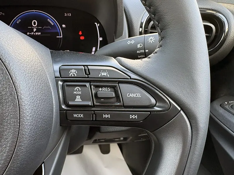 ヤリスクロス HYBRID Z 在庫車