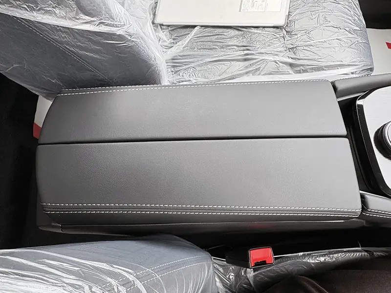 エクストレイル G e-4ORCE  2列シート 在庫車