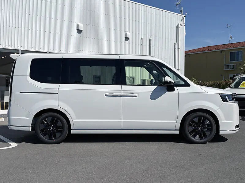 ステップワゴン e:HEV SPADA 7人乗 在庫車