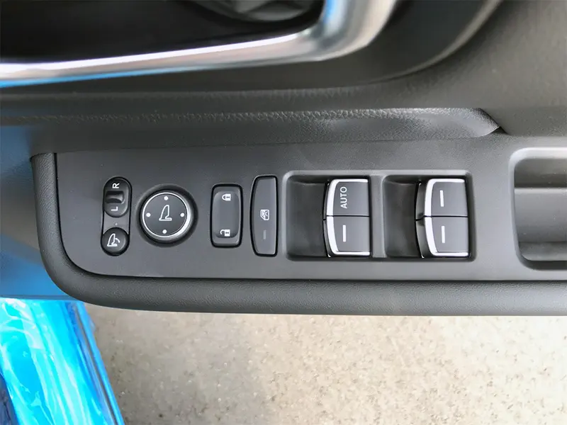 ステップワゴン e:HEV SPADA 7人乗 在庫車