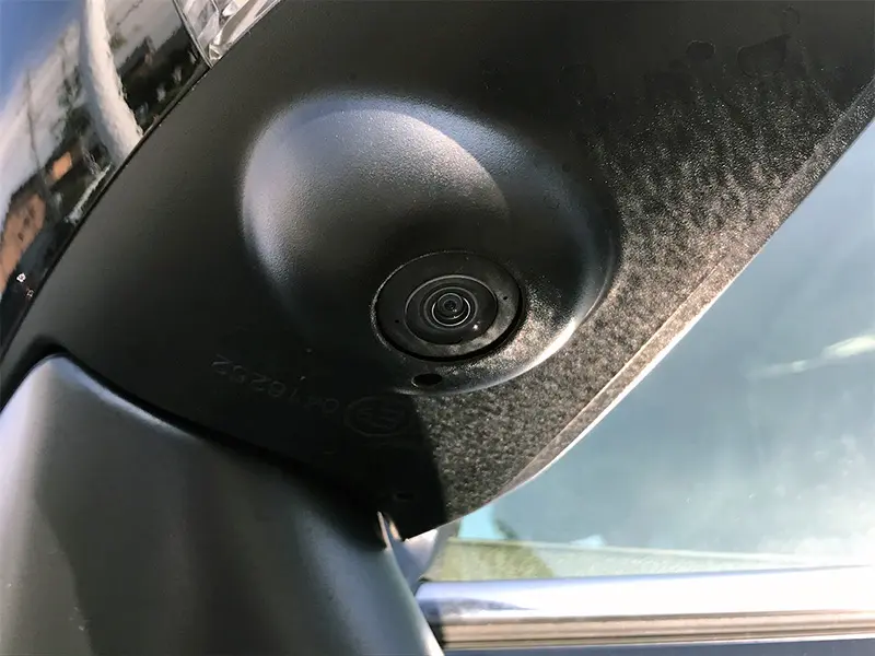 フロンクス ベースグレード2WD 在庫車