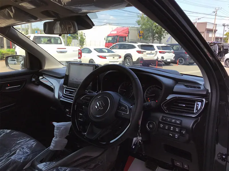 フロンクス ベースグレード2WD 在庫車