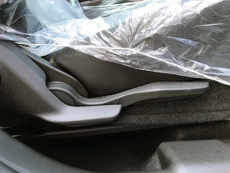 フロンクス ベースグレード2WD 在庫車