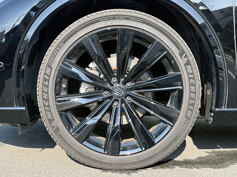 クラウンスポーツ 2.5Z E-Four 4WD 在庫車