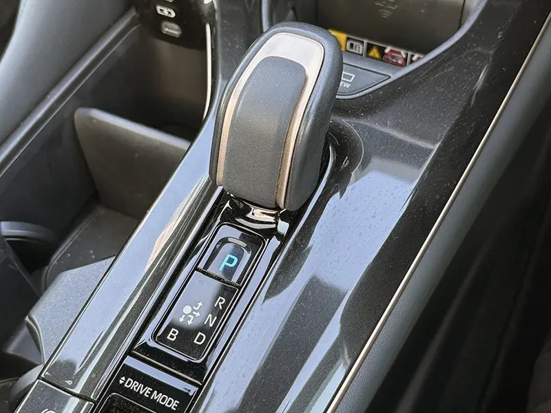 クラウンスポーツ 2.5Z E-Four 4WD 在庫車