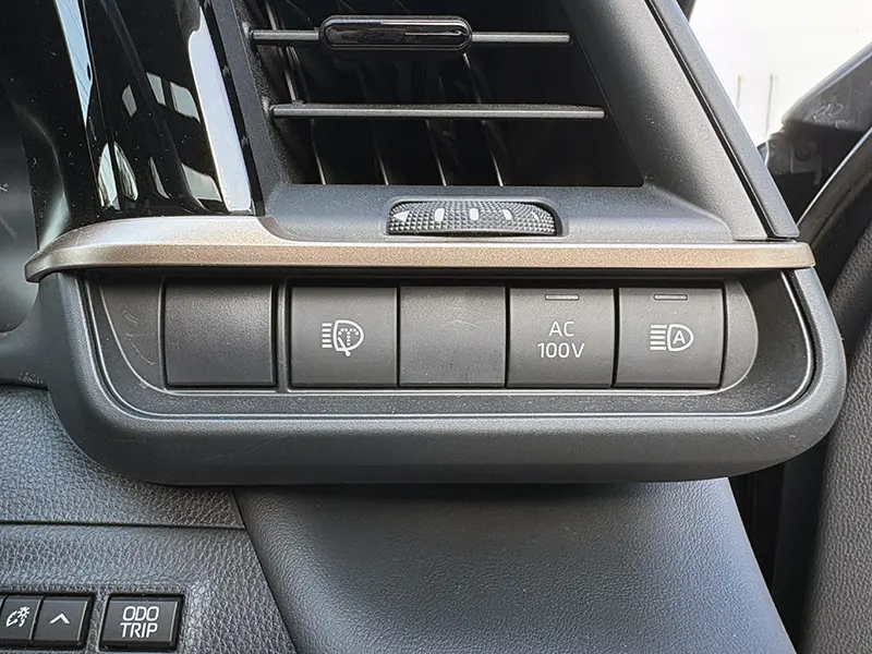 クラウンスポーツ 2.5Z E-Four 4WD 在庫車