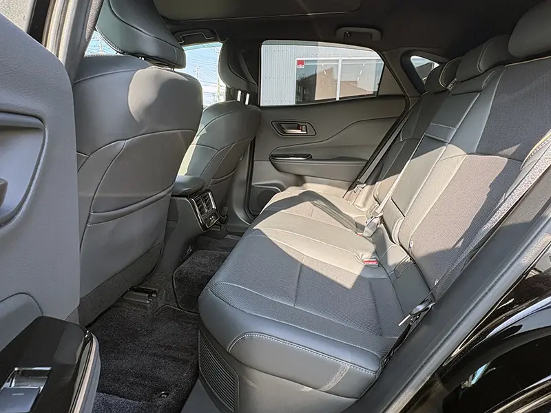クラウンスポーツ 2.5Z E-Four 4WD 在庫車
