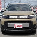 フリード e:HEV CROSSTAR 6人乗り 在庫車