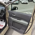 フリード e:HEV CROSSTAR 6人乗り 在庫車