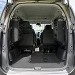 フリード e:HEV CROSSTAR 6人乗り 在庫車