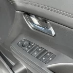 セレナ　新車未登録車　R8/2マイナーチェンジ後モデル　Nissan Connect インフォテインメントシステム　アダプティブLEDヘッドライトシステム e-POWER ハイウェイスターV 在庫車