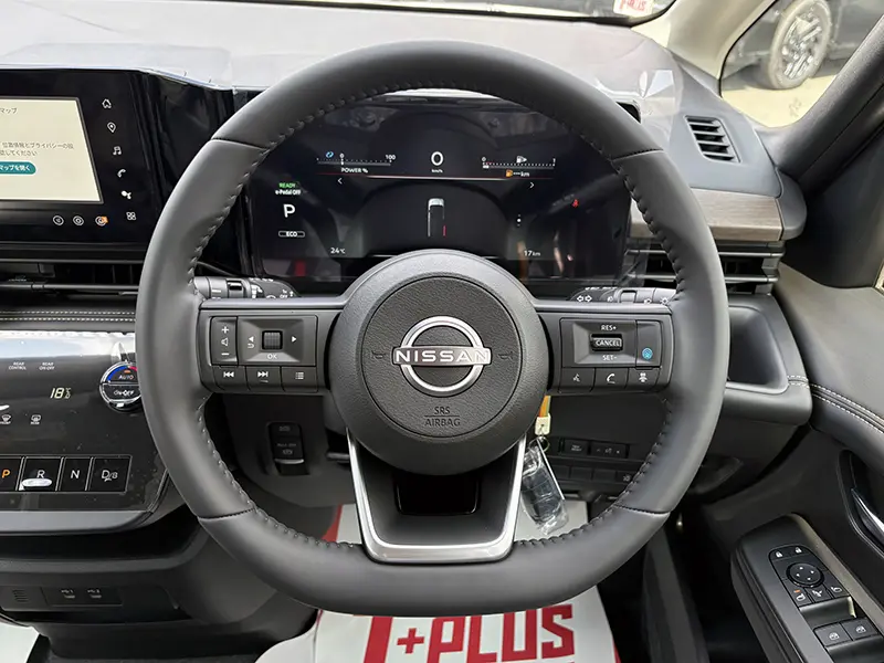 セレナ　新車未登録車　R8/2マイナーチェンジ後モデル　Nissan Connect インフォテインメントシステム　アダプティブLEDヘッドライトシステム e-POWER ハイウェイスターV 在庫車