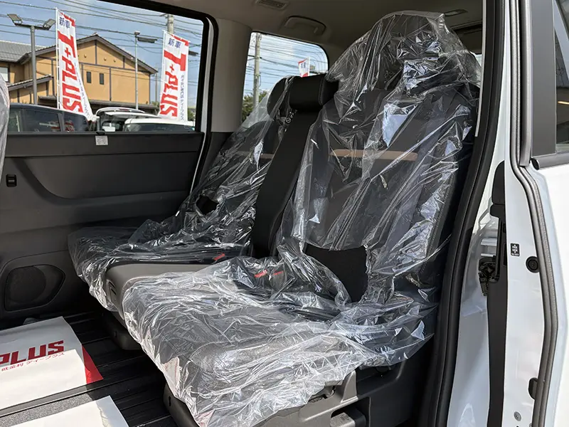 セレナ　新車未登録車　R8/2マイナーチェンジ後モデル　Nissan Connect インフォテインメントシステム　アダプティブLEDヘッドライトシステム e-POWER ハイウェイスターV 在庫車