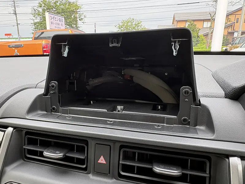 WR-V　登録済未使用車　衝突被害軽減ブレーキ　ナビ装着用スペシャルパッケージ Z 在庫車