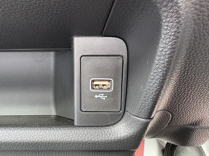 WR-V　登録済未使用車　衝突被害軽減ブレーキ　ナビ装着用スペシャルパッケージ Z 在庫車