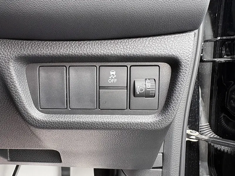 WR-V　登録済未使用車　衝突被害軽減ブレーキ　ナビ装着用スペシャルパッケージ Z 在庫車