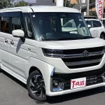 スペーシアカスタム　届出済未使用車　4WD HYBRID XS 在庫車