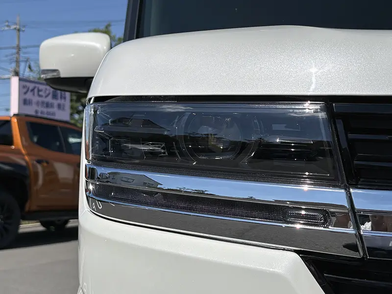 スペーシアカスタム　届出済未使用車　4WD HYBRID XS 在庫車